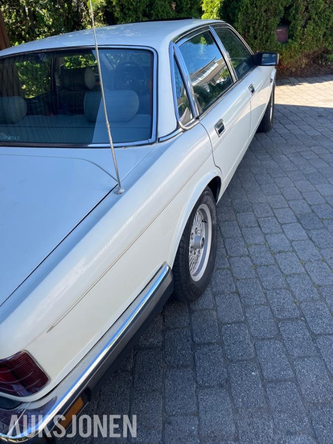 1987 Jaguar XJ-SERIE 3.6 Automat Skinnseter EU OK