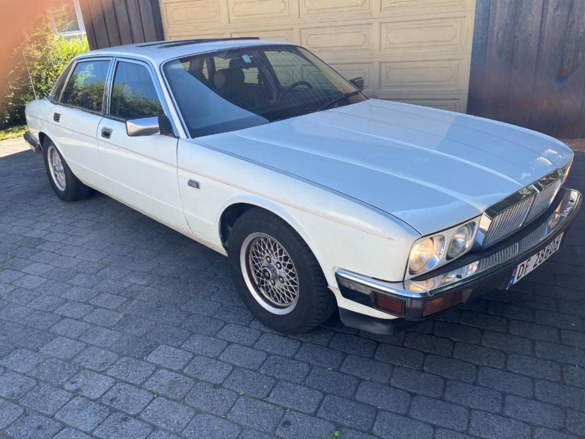 1987 Jaguar XJ-SERIE 3.6 Automat Skinnseter EU OK