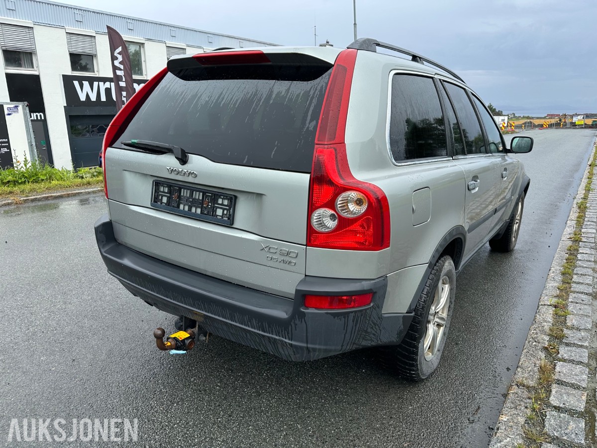 2003 Volvo XC90 2.4 D5 163HK AWD AUTOMAT HENGERFESTE VARMER