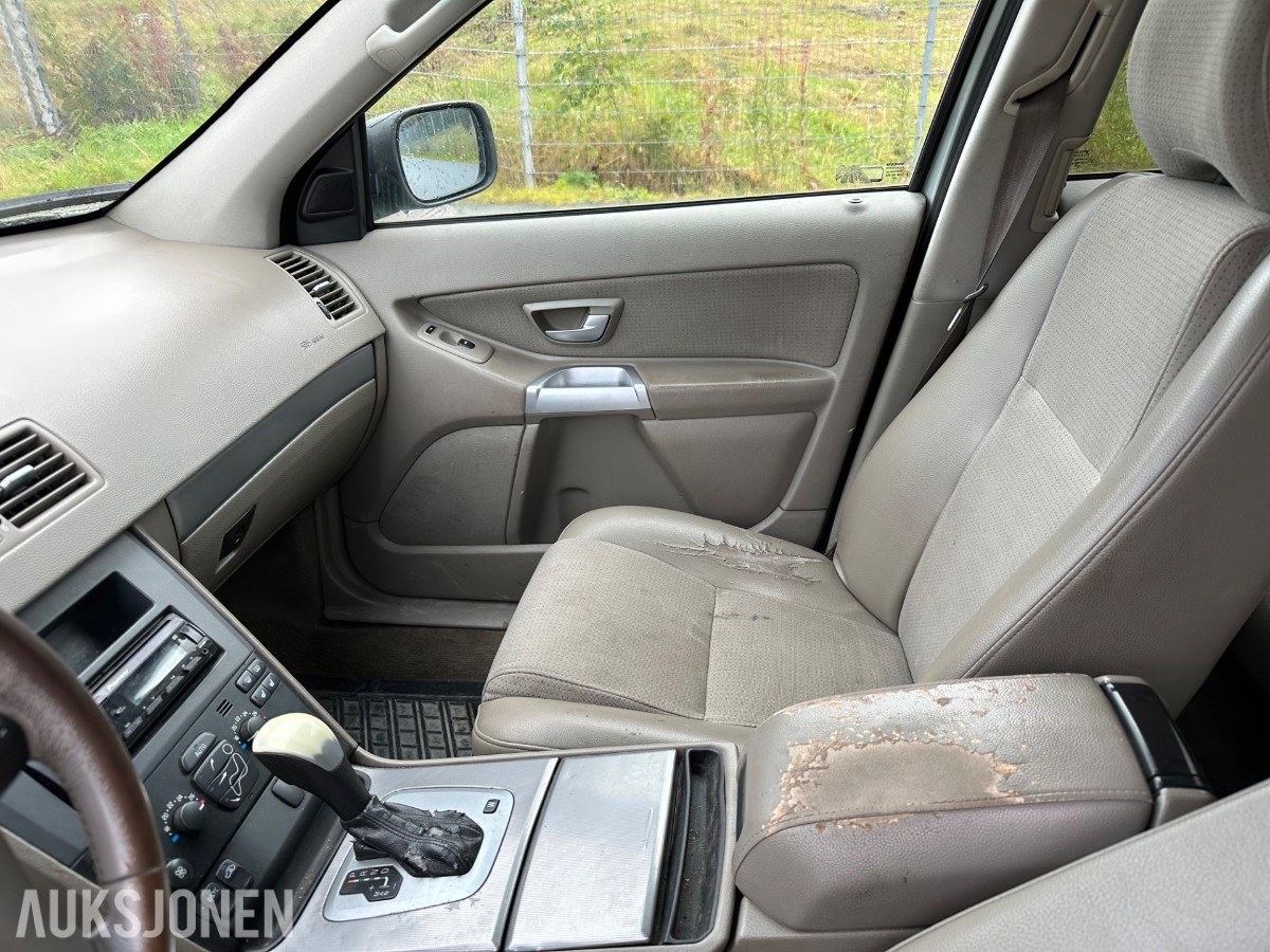 2003 Volvo XC90 2.4 D5 163HK AWD AUTOMAT HENGERFESTE VARMER