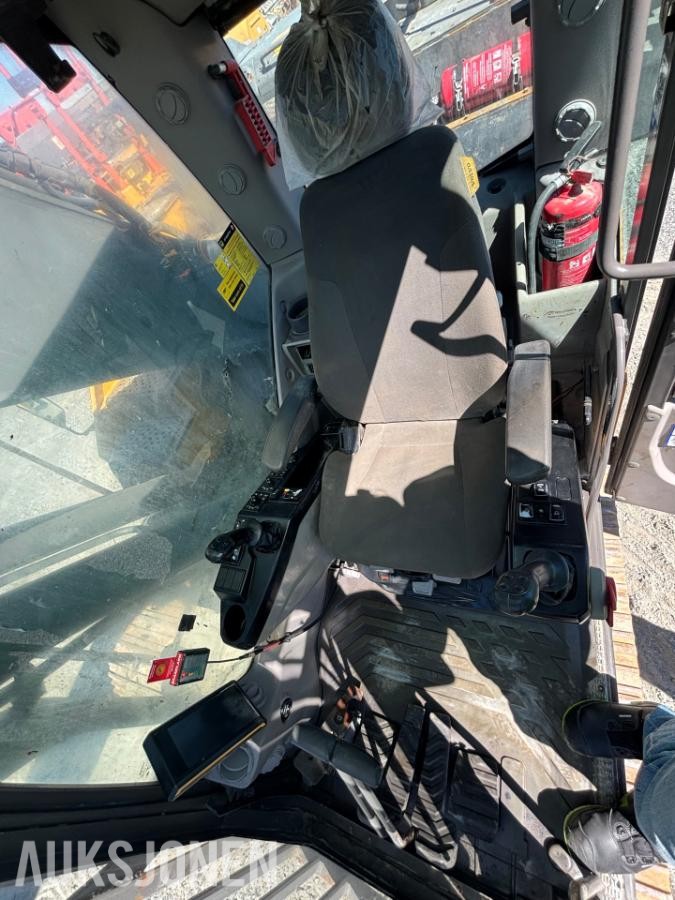 2017 Volvo EC250EL beltegravemaskin, 8660 timer, OQ70 HK-feste
