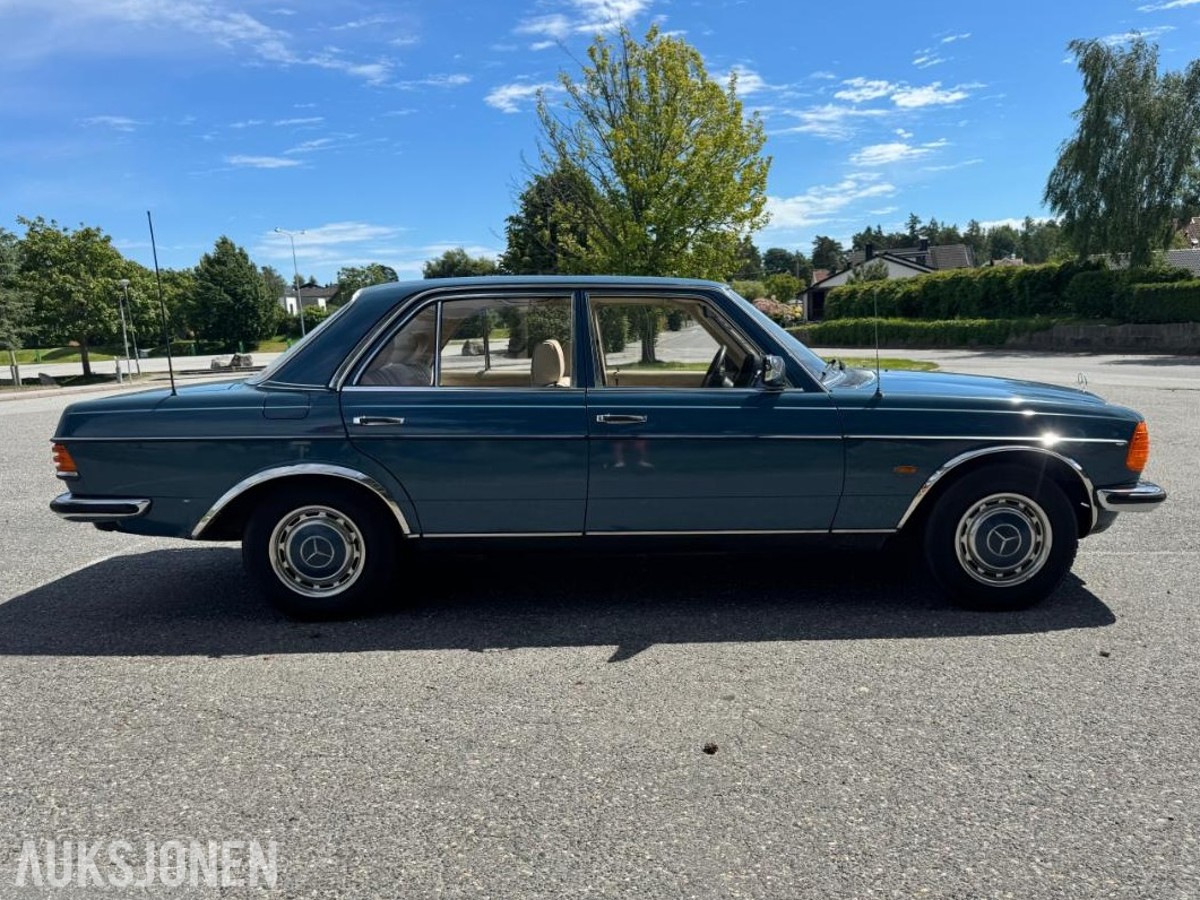 1977 Mercedes-Benz E-Klasse W123 280 Automat Soltak