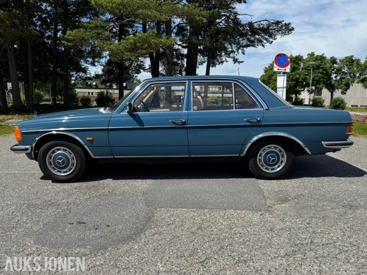 1977 Mercedes-Benz E-Klasse W123 280 Automat Soltak