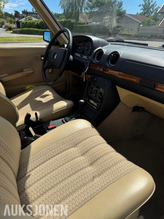 1977 Mercedes-Benz E-Klasse W123 280 Automat Soltak