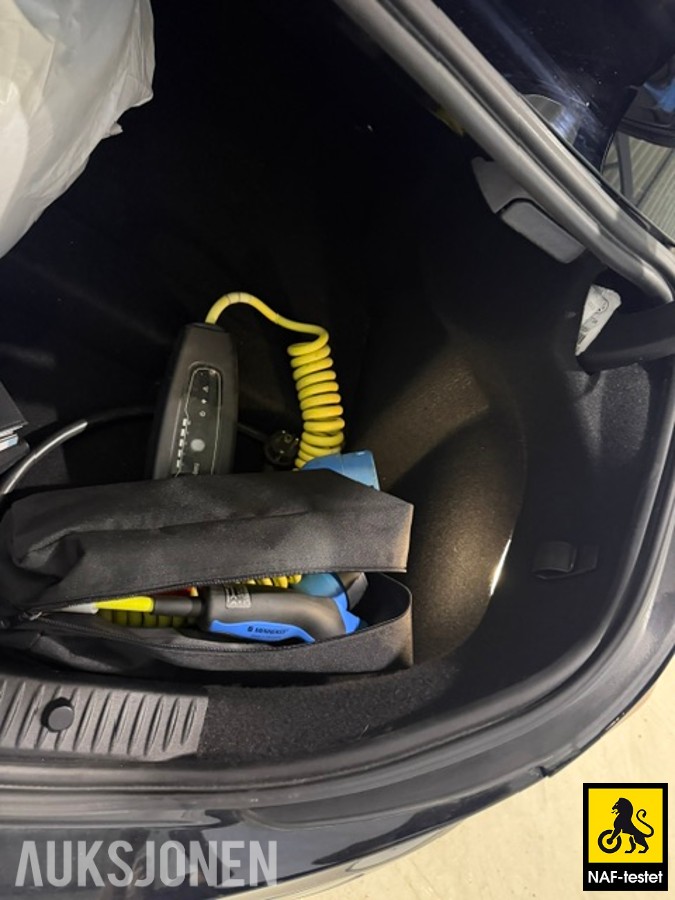 2018 Mercedes-Benz C350E AMG NATTPAKKE LUFTFJÆRING ADAPTIV CRUISE