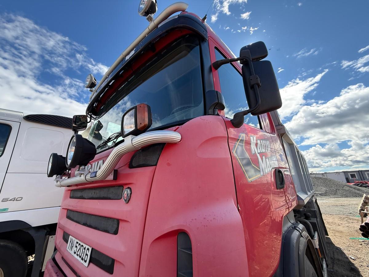 2006 Scania R500 Tippbil med brøyteplate