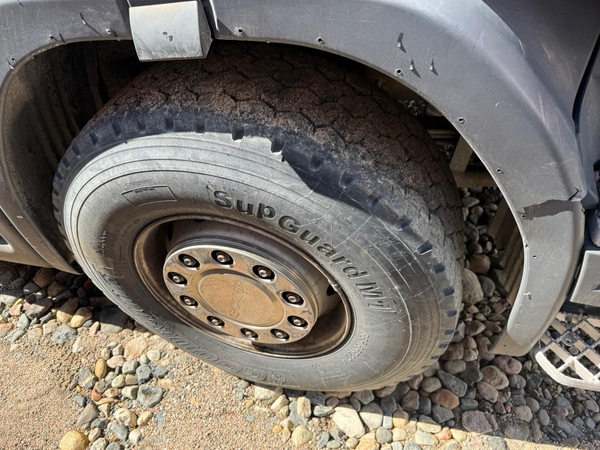 2006 Scania R500 Tippbil med brøyteplate