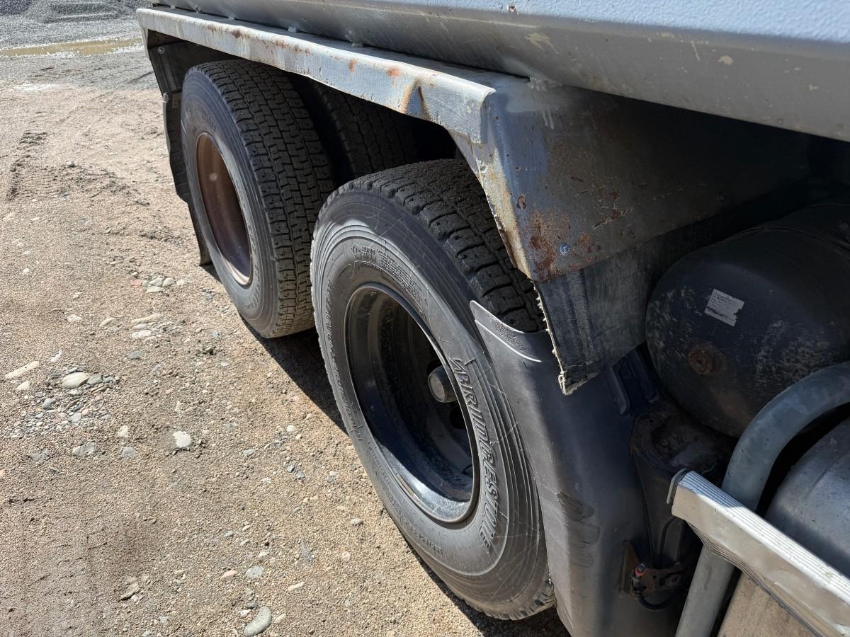 2006 Scania R500 Tippbil med brøyteplate
