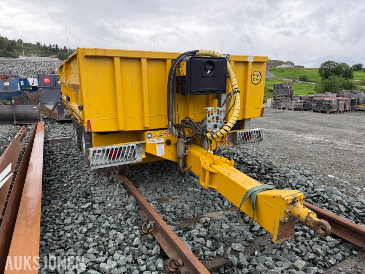 Western/Pandrol Road Rail tipphenger – jernbanerigget