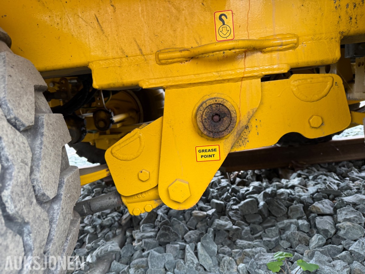 Western/Pandrol Road Rail tipphenger – jernbanerigget