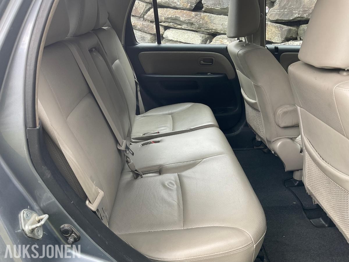 2004 Honda CR-V 2.0-150 hk Bensin 4WD