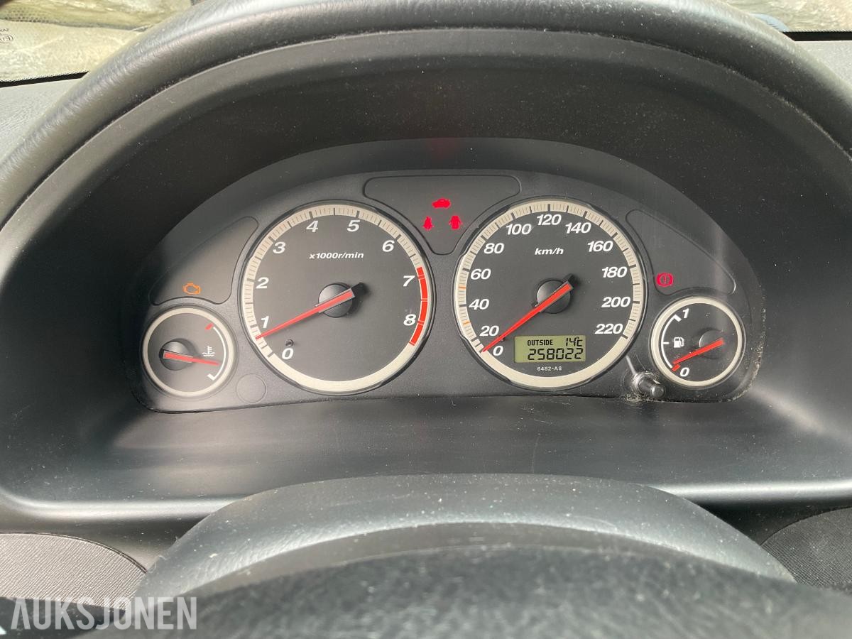 2004 Honda CR-V 2.0-150 hk Bensin 4WD