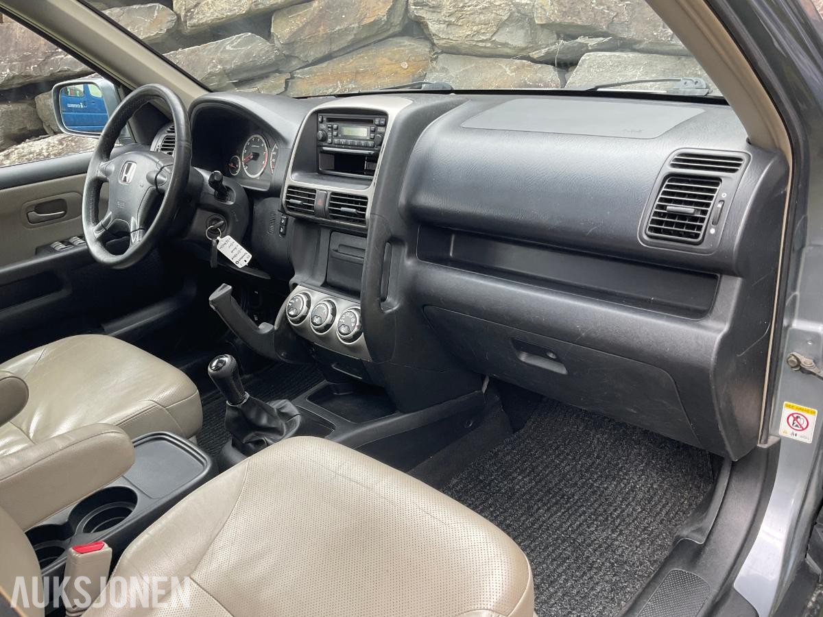 2004 Honda CR-V 2.0-150 hk Bensin 4WD