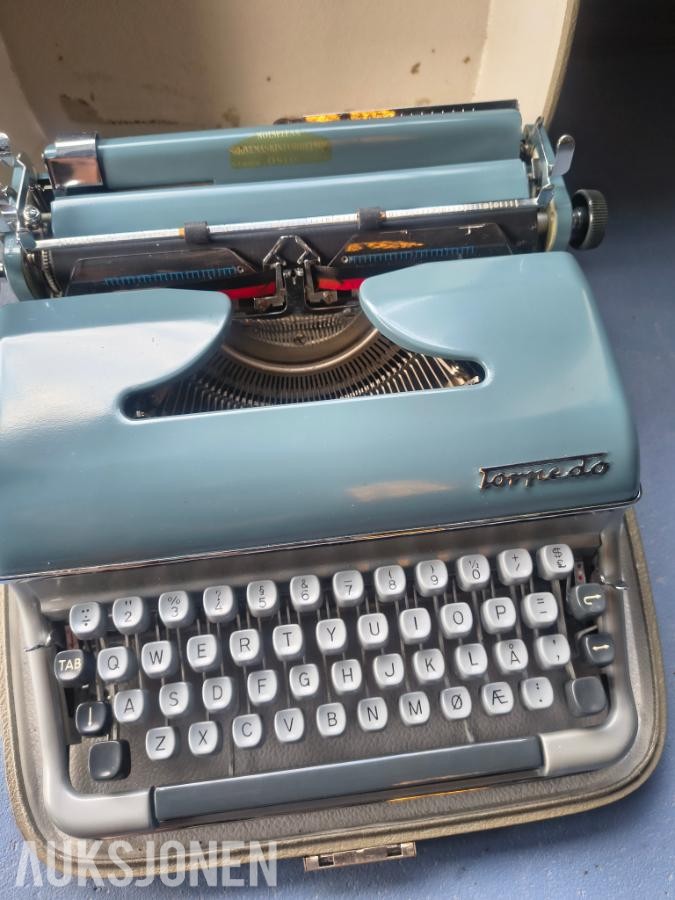 Diverse skrivemaskiner - Underwood . Remington. Brother. Adler. Olivetti.