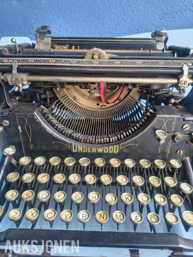 Diverse skrivemaskiner - Underwood . Remington. Brother. Adler. Olivetti.