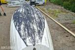 glassfiberjolle med mast, ror og treinnredning