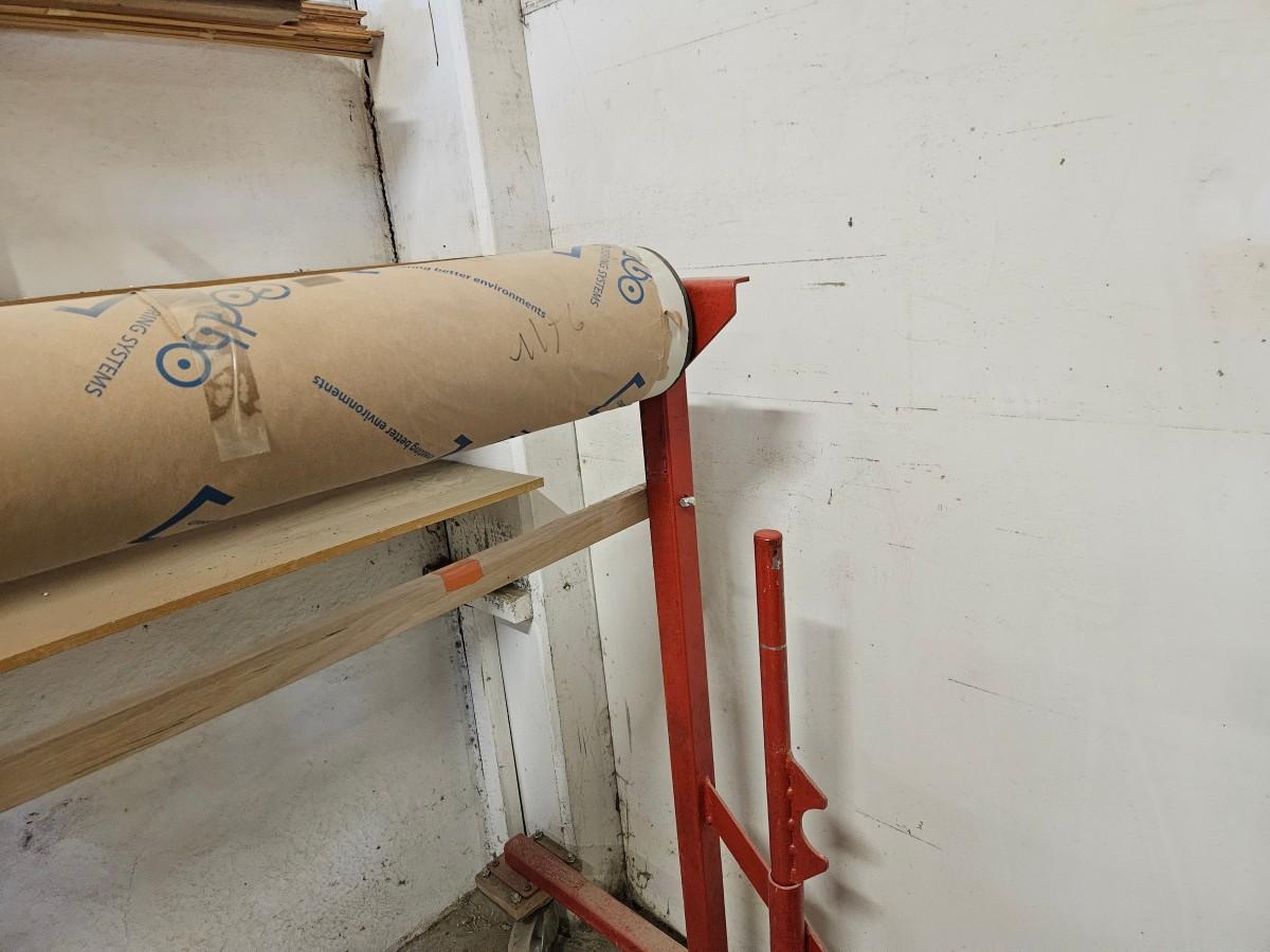 Mobilt plate-/laminatstativ på hjul
