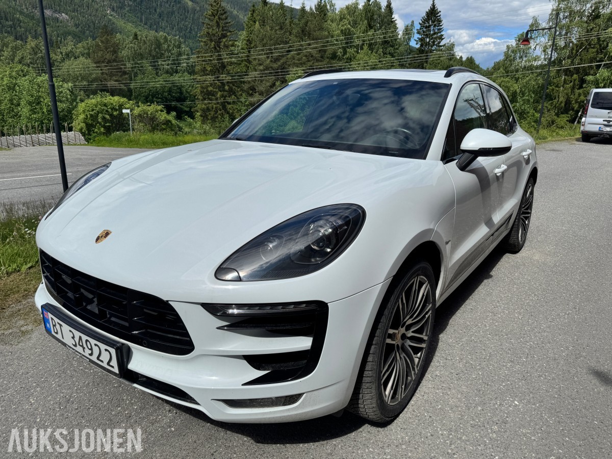 2016 Porsche MACAN 3.0-211 D 4