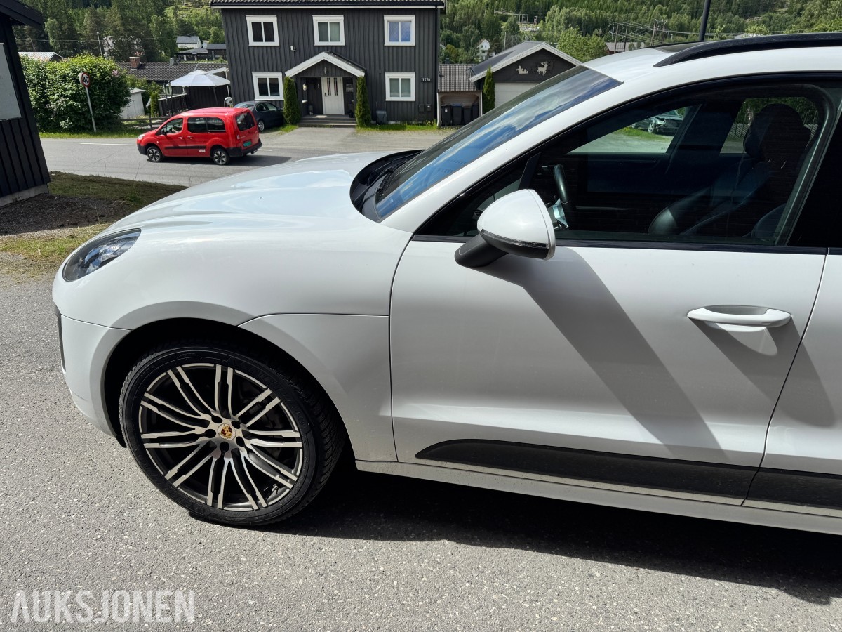 2016 Porsche MACAN 3.0-211 D 4