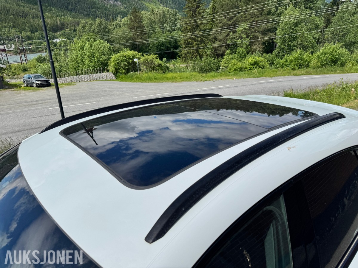 2016 Porsche MACAN 3.0-211 D 4