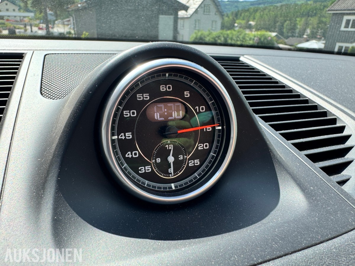 2016 Porsche MACAN 3.0-211 D 4