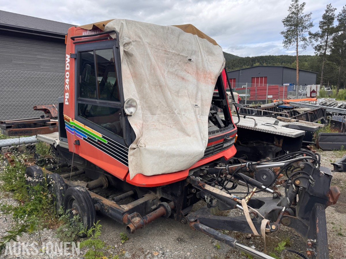 1994 2 stk Kässbohrer PB42 tråkkemaskiner.