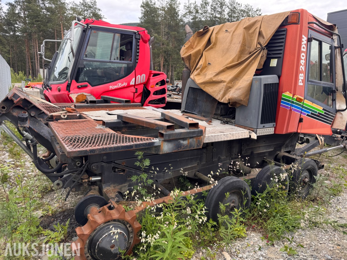 1994 2 stk Kässbohrer PB42 tråkkemaskiner.