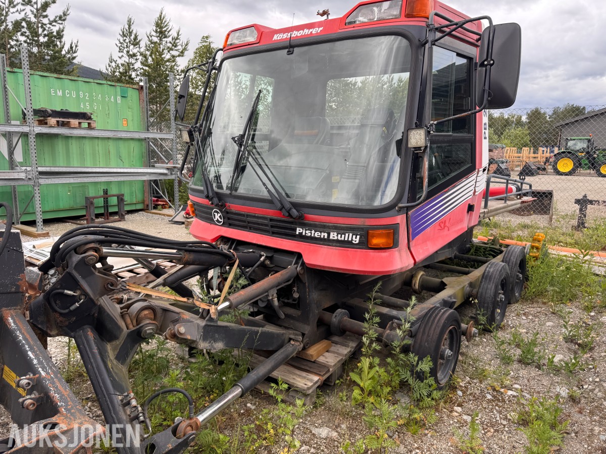 1994 2 stk Kässbohrer PB42 tråkkemaskiner.