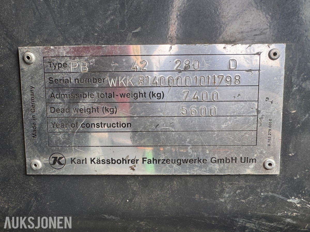 1994 2 stk Kässbohrer PB42 tråkkemaskiner.