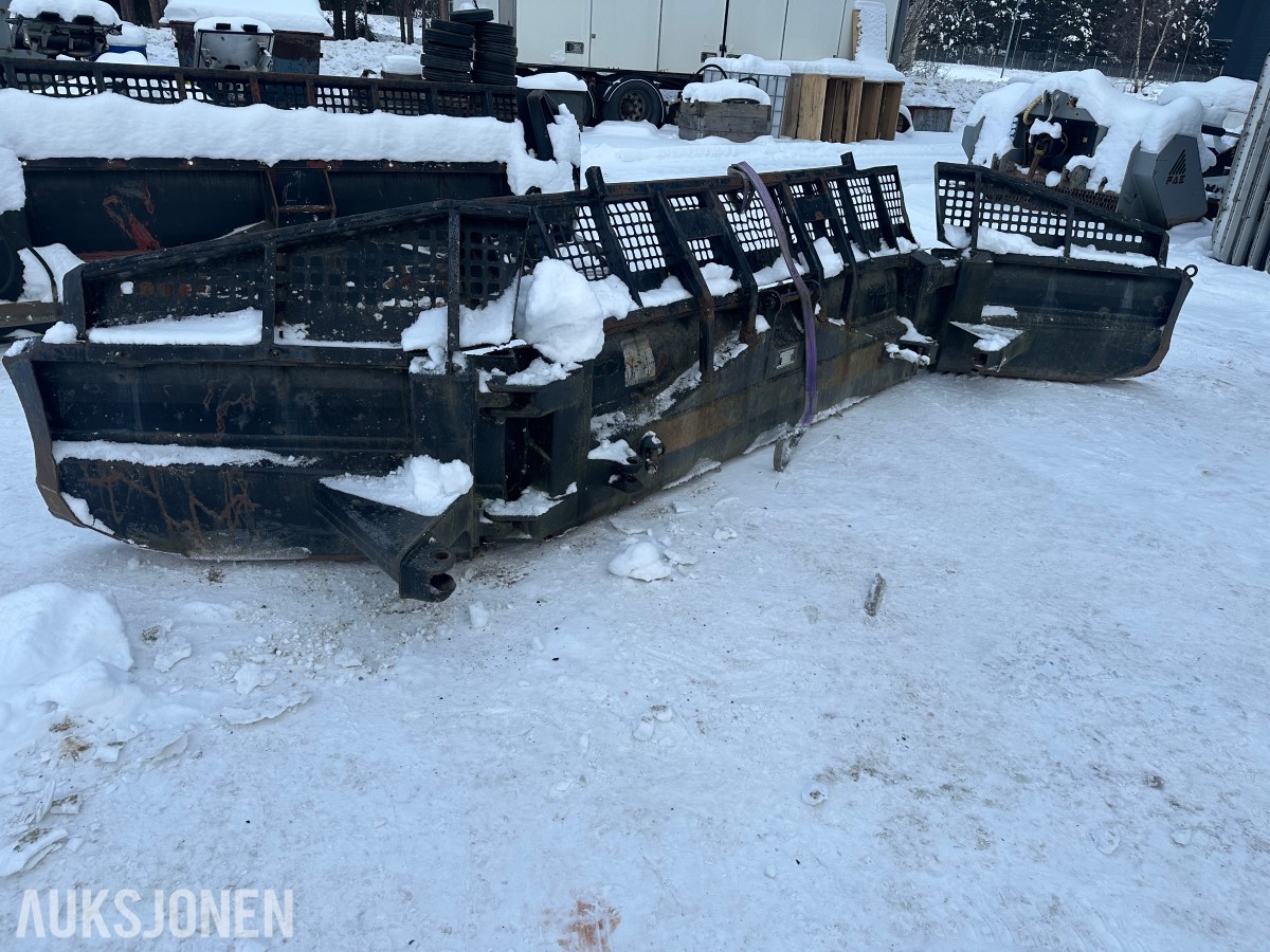 1994 2 stk Kässbohrer PB42 tråkkemaskiner.