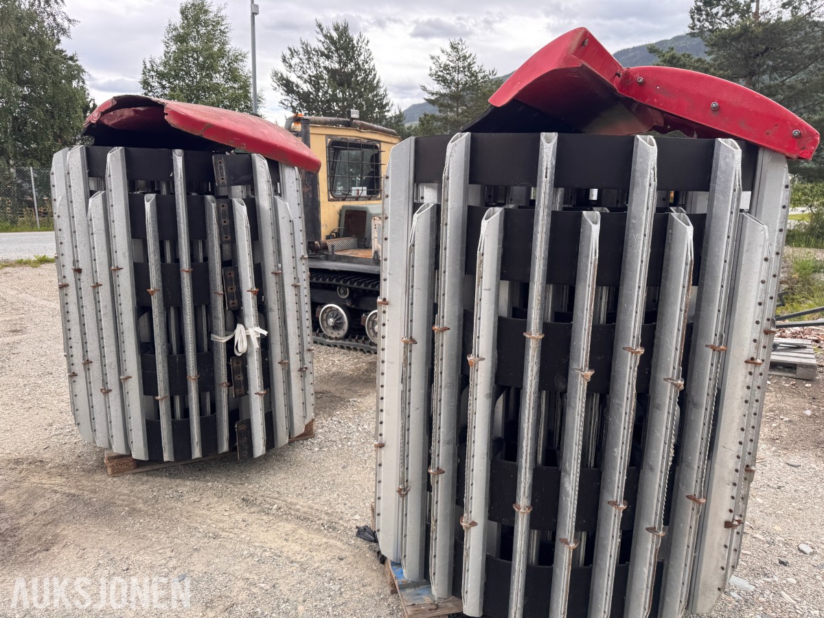 2000 Kässbohrer PistenBully 300W tråkkemaskin med vinsj.
