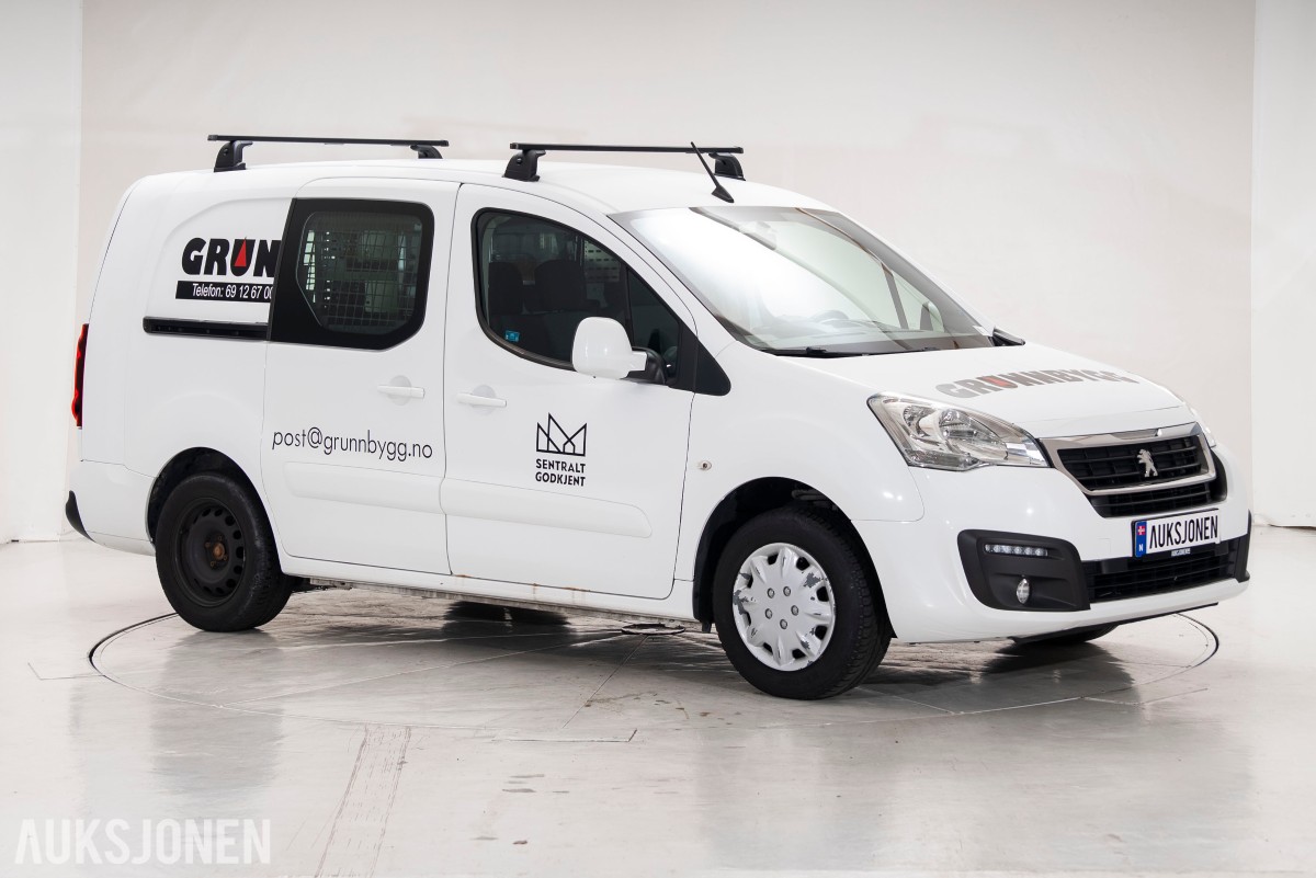2017 Peugeot PARTNER *INGEN MINSTEPRIS* 1.6 D HENGERFESTE CRUISE INNREDNING SKYVEDØRER