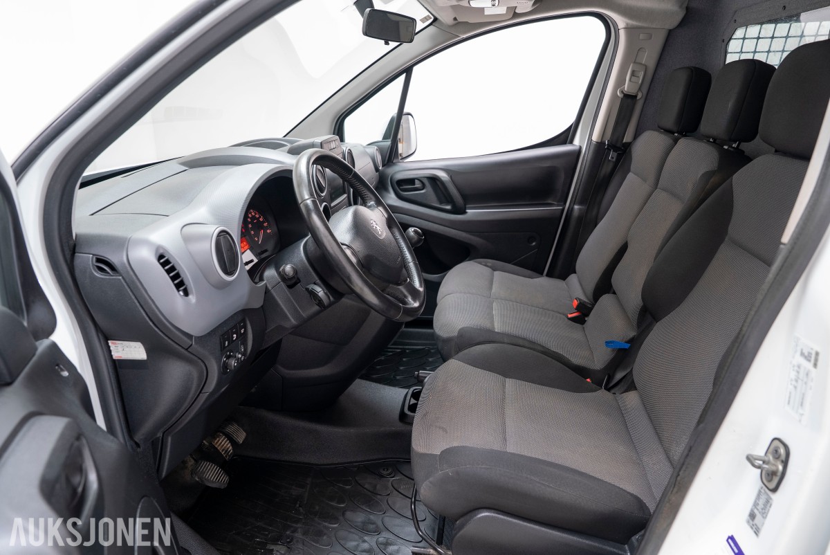 2017 Peugeot PARTNER *INGEN MINSTEPRIS* 1.6 D HENGERFESTE CRUISE INNREDNING SKYVEDØRER