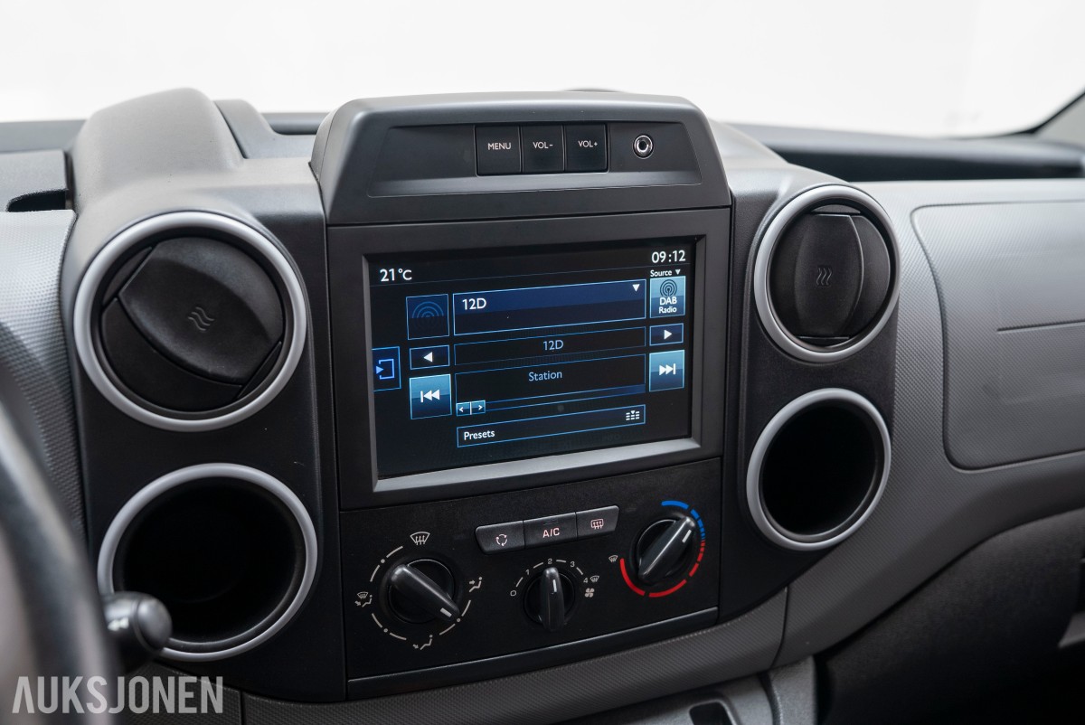 2017 Peugeot PARTNER *INGEN MINSTEPRIS* 1.6 D HENGERFESTE CRUISE INNREDNING SKYVEDØRER