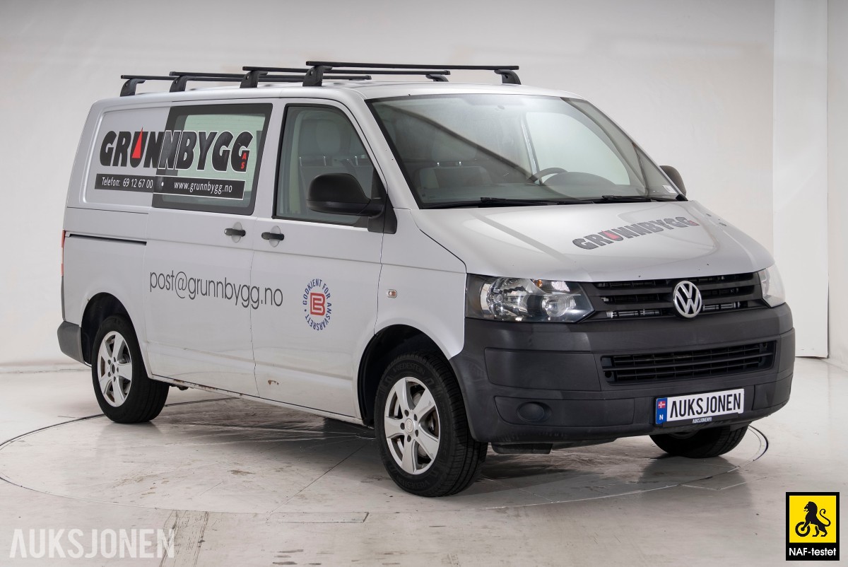 2015 Volkswagen TRANSPORTER 2.0 D 140HK 4MOTION HENGERFESTE VARMER INNREDNING SKYVEDØRER