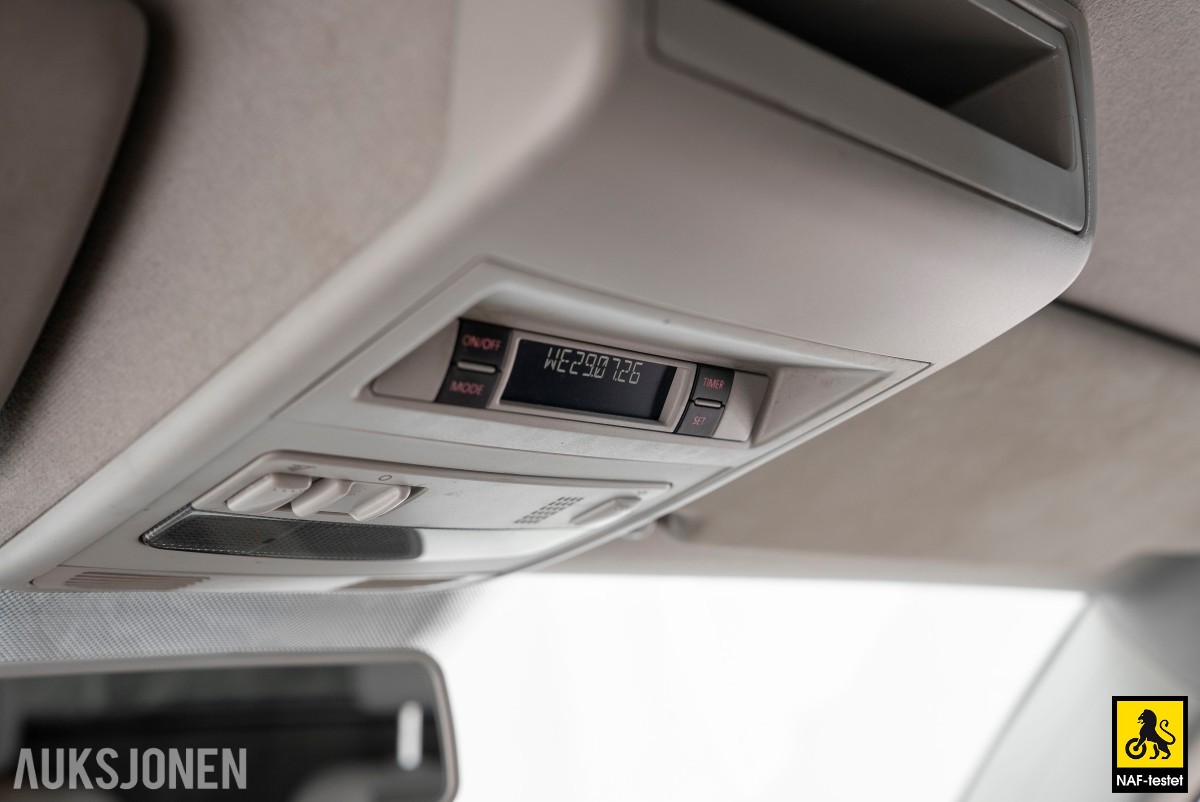 2015 Volkswagen TRANSPORTER 2.0 D 140HK 4MOTION HENGERFESTE VARMER INNREDNING SKYVEDØRER