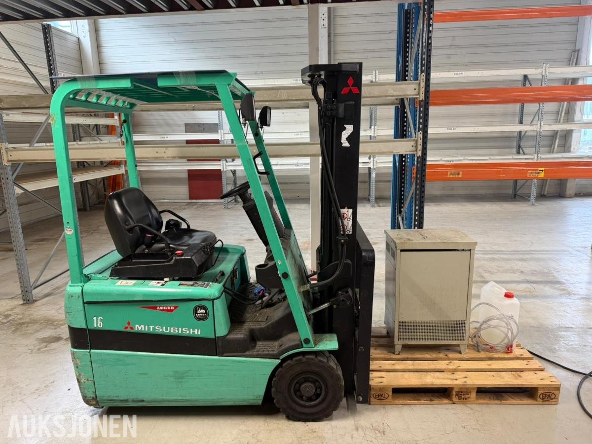 2001 Mitsubishi FB-16K-T elektrisk gaffeltruck / 2045 timer