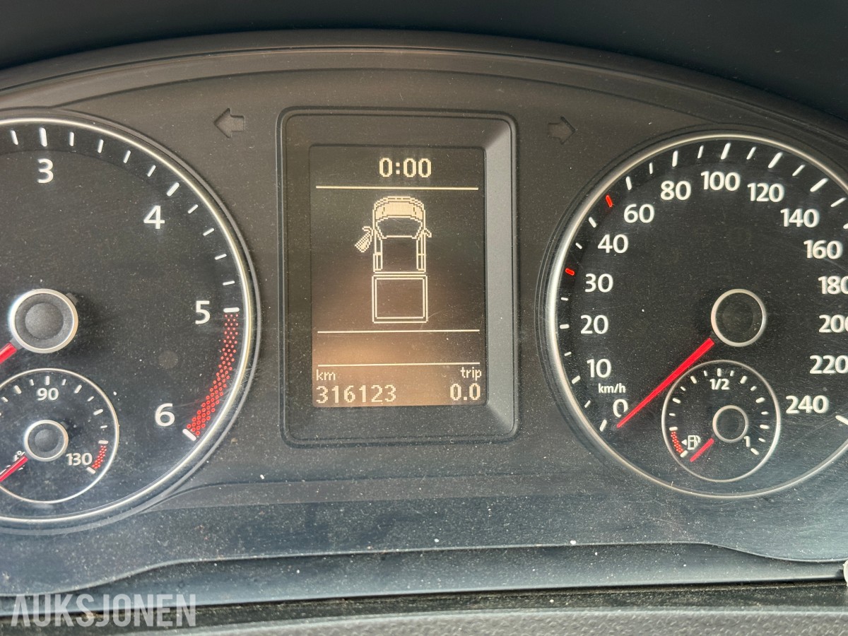 2015 Volkswagen Transporter - 2.0-140 D 4MOTION pickup - 316123KM