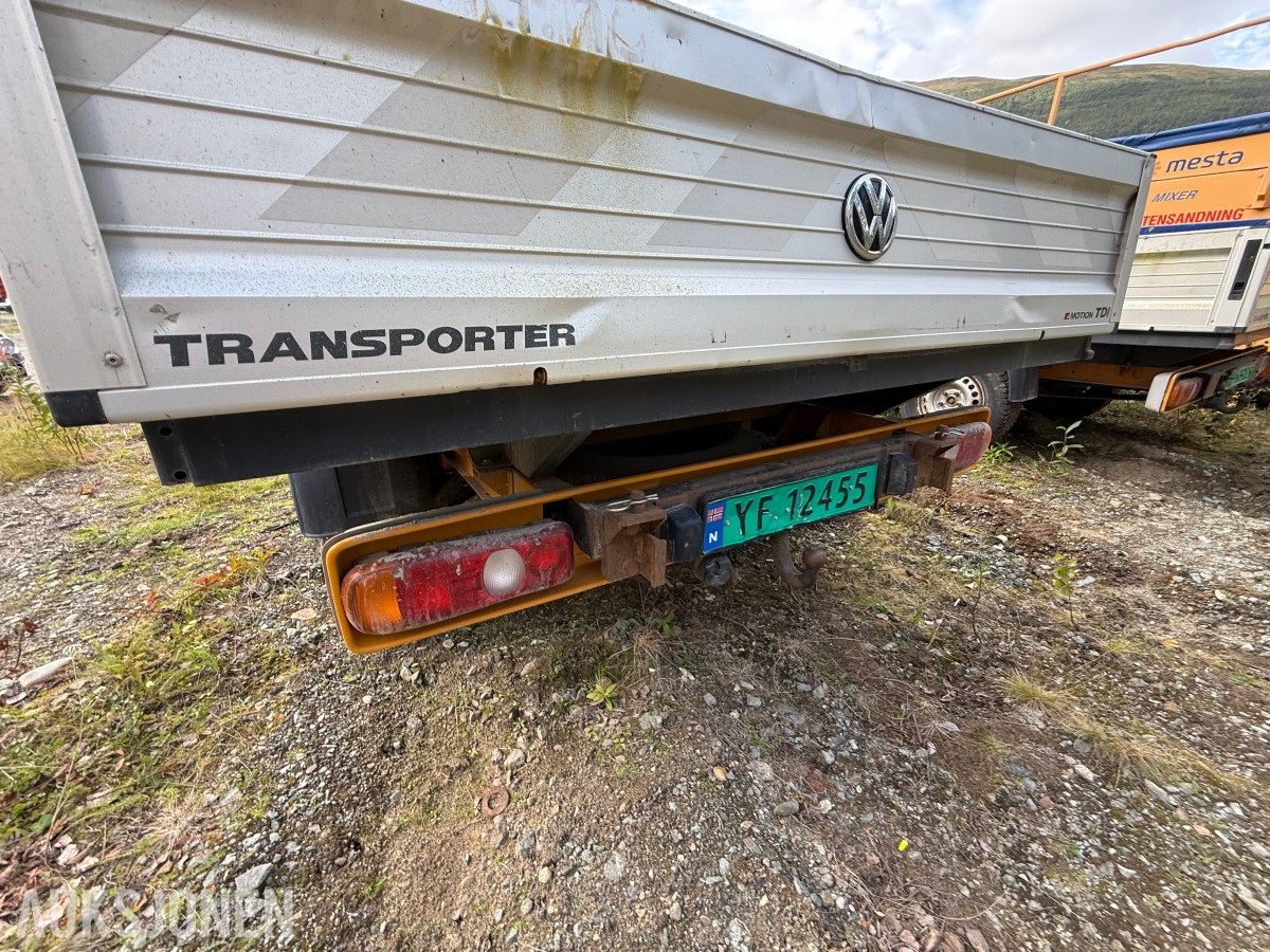 2017 Volkswagen Transporter - 2,0 TDI 4Motion pickup - 221811KM