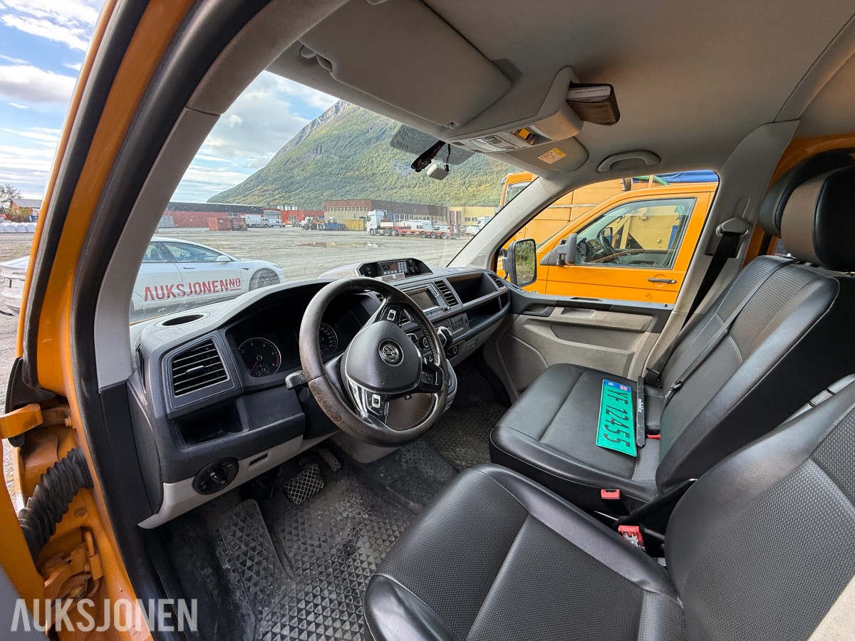 2017 Volkswagen Transporter - 2,0 TDI 4Motion pickup - 221811KM