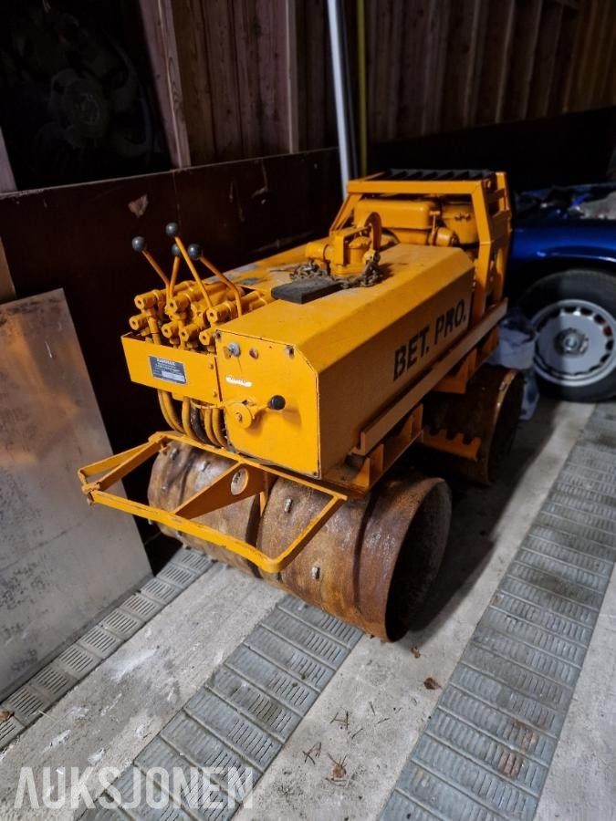 1986 Rammax Grøftevals/komprimator