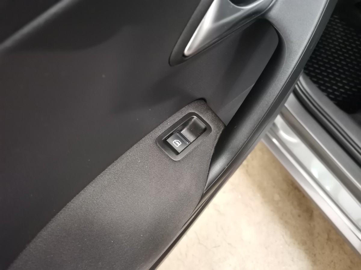 2010 Volkswagen POLO *UTEN MINSTEPRIS * HENGERFESTE EU-OK 10.27