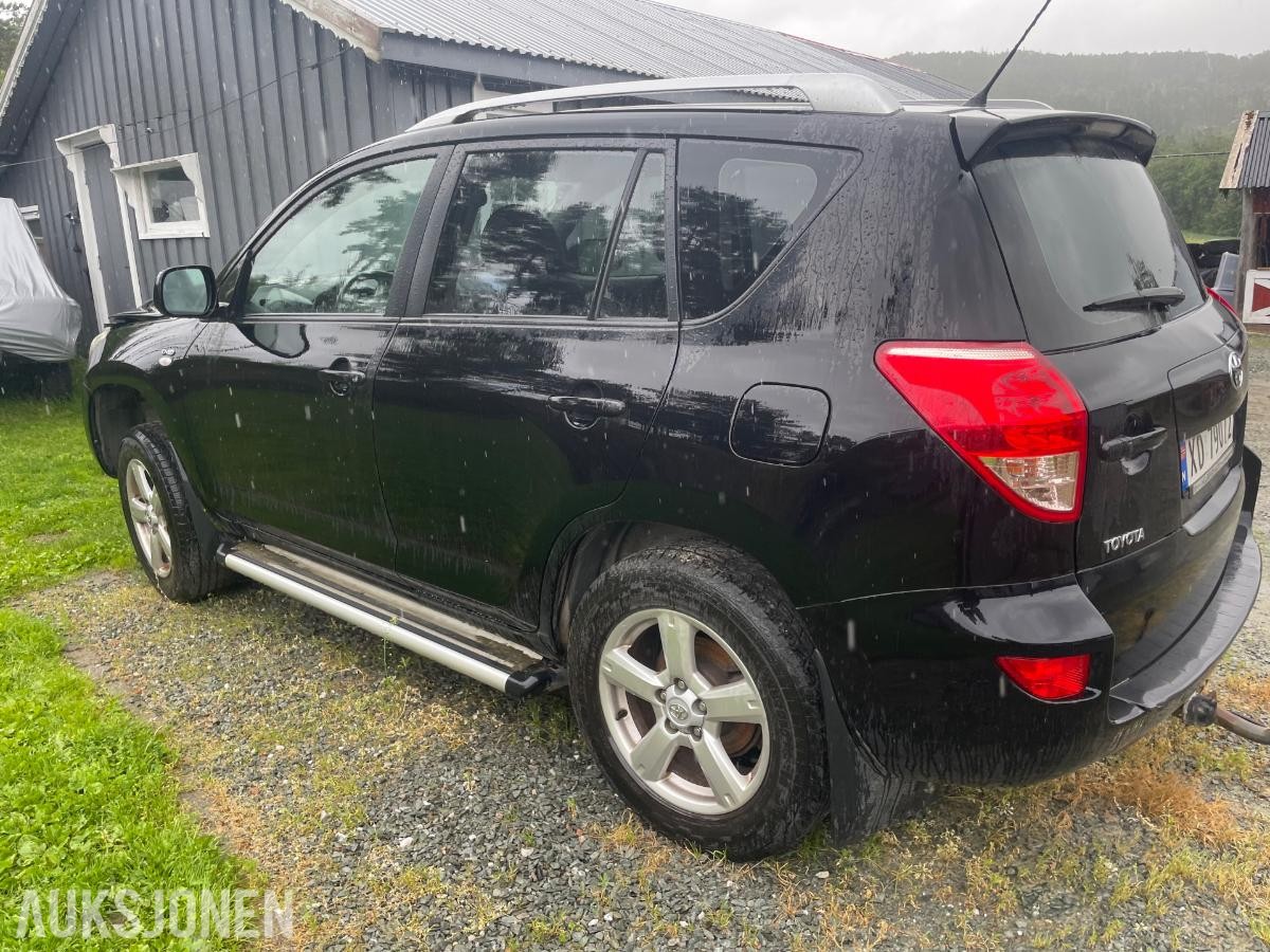 2007 Toyota RAV4 2.2 136hk 4WD REP OBJEKT hengerfeste skinn webasto
