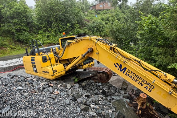 REP OBJEKT - 2015 Komatsu PC240LC-10 - GPS - Sentralsmøring - Graveskuffe