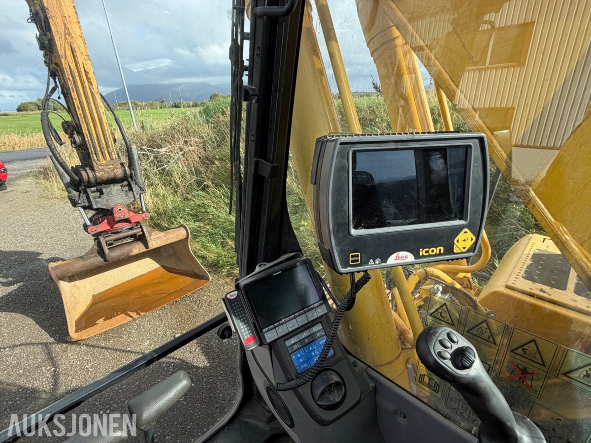 2016 Komatsu PC 210 LC -10+ - 6372 timer-Rototilt-Sentralsmøring-Bunkringspumpe 