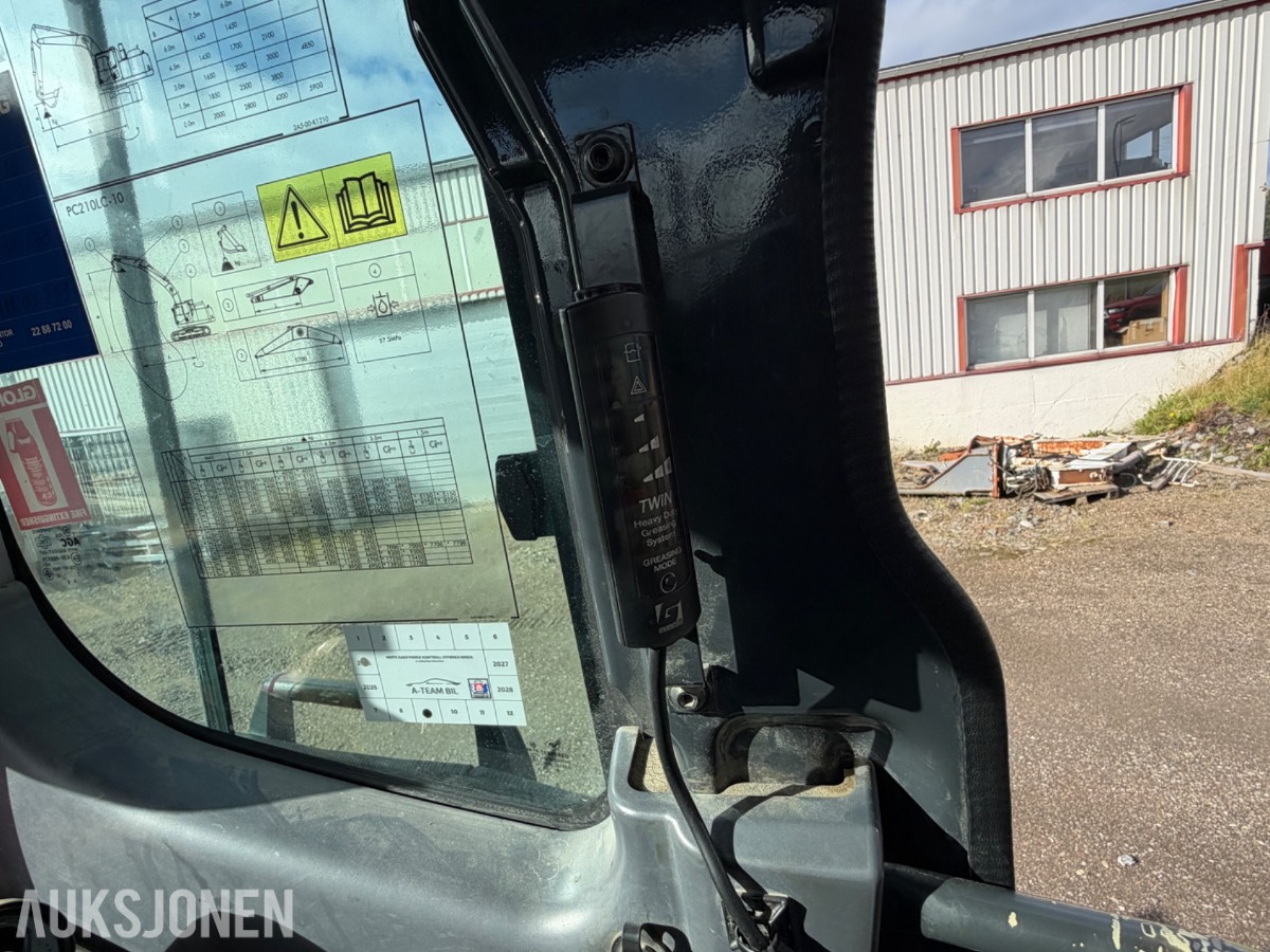2016 Komatsu PC 210 LC -10+ - 6372 timer-Rototilt-Sentralsmøring-Bunkringspumpe 