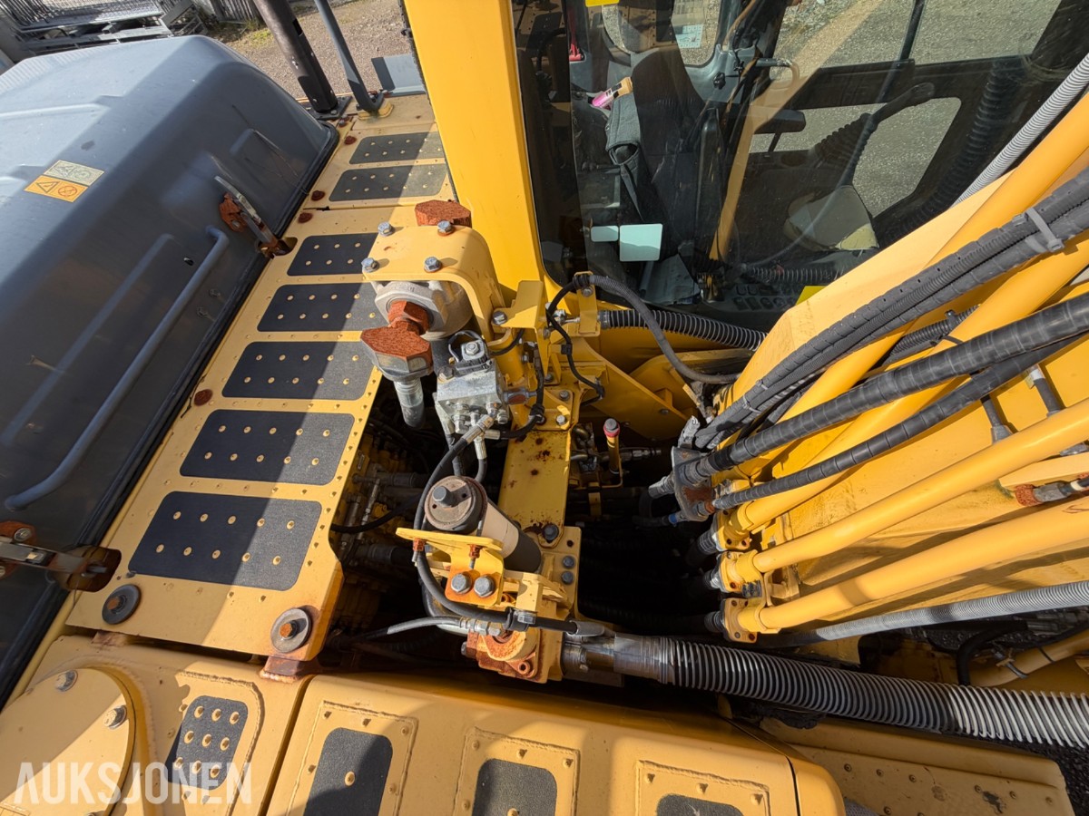 2016 Komatsu PC 210 LC -10+ - 6372 timer-Rototilt-Sentralsmøring-Bunkringspumpe 
