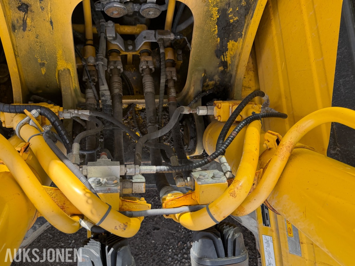 2016 Komatsu PC 210 LC -10+ - 6372 timer-Rototilt-Sentralsmøring-Bunkringspumpe 