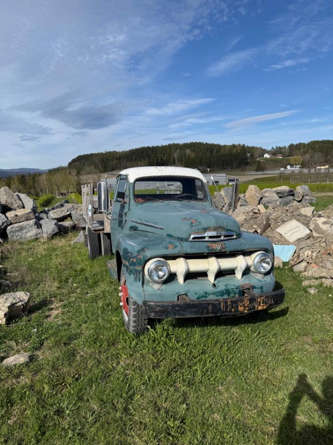 1951 Ford F5 Veteran lastebil med tipp - rep objekt