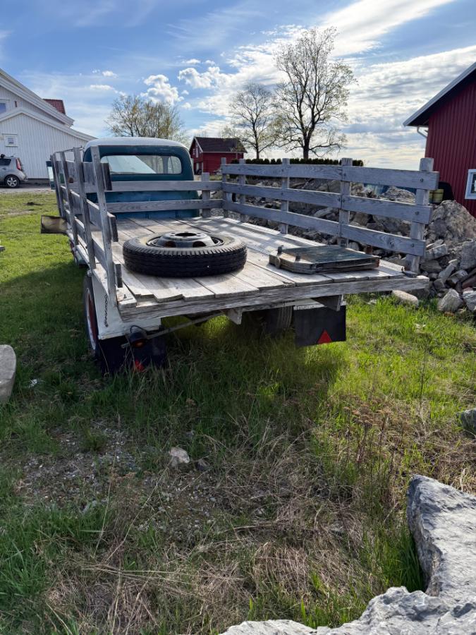 1951 Ford F5 Veteran lastebil med tipp - rep objekt
